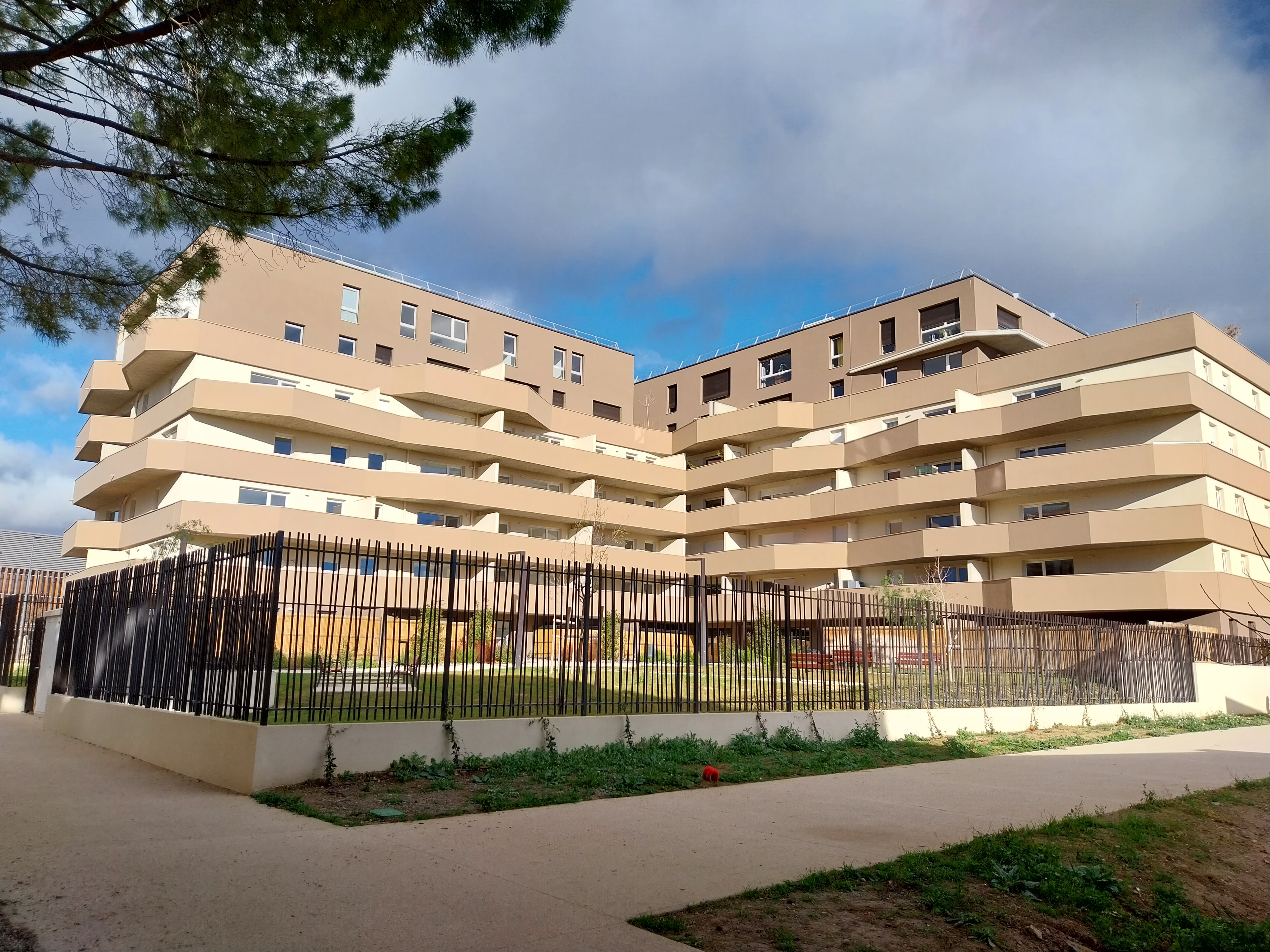 vue extérieur résidence soligreen béziers